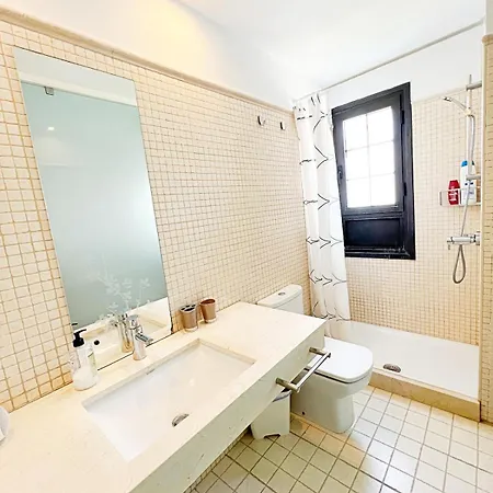 Luxury In La Caleta! 別荘
