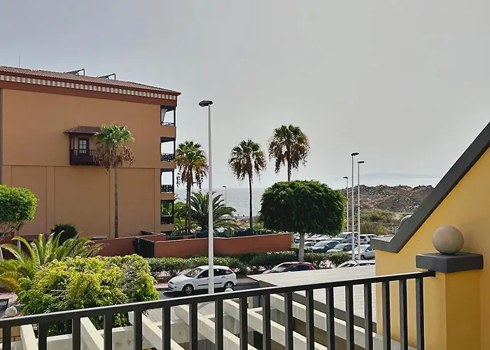 Luxury In La Caleta! بيت للعطل